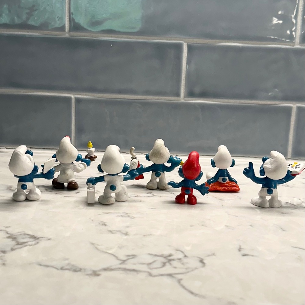 Vintage Smurfs PVC Figures Lot of 7 Peyo Schleich Papa Smurf Miniature Toys - Picture 2 of 16